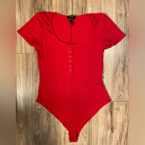 Forever 21 Red Ribbed bodysuit size L - Picture 1 of 4